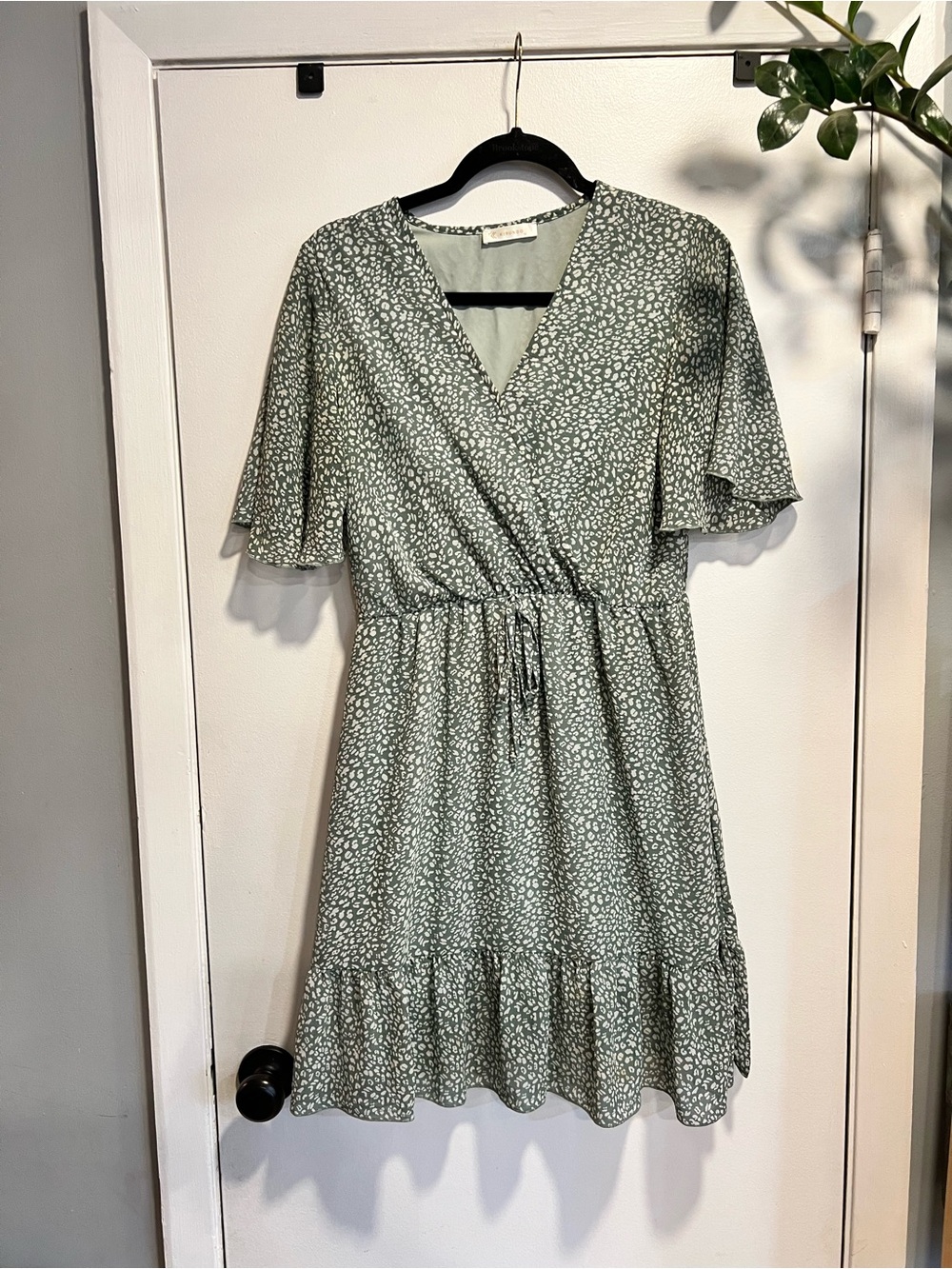 Sage Green Floral Wrap-Style Midi Dress with Tie Waist